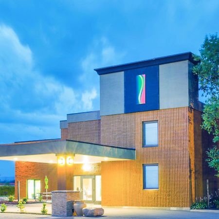 Super 8 By Wyndham Plattsburgh Hotel Luaran gambar