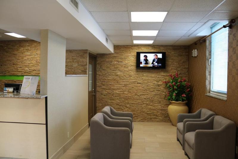Super 8 By Wyndham Plattsburgh Hotel Luaran gambar
